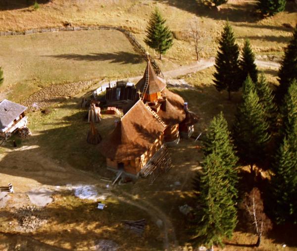 Fotografie din avion - Schitul Poiana lui Ioan, Mănăstirea Sihăstria
