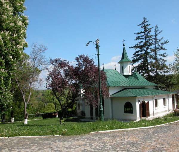 Mănăstirea Bucium
