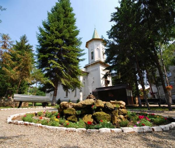 Biserica „Sfântul Mare Mucenic Mina”