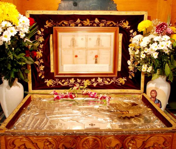 Moaștele Sfântului Ierarh Spiridon - Biserica „Sfântul Spiridon – Nou” din București