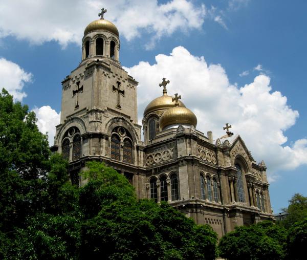 Catedrala „Adormirea Maicii Domnului” (Varna)