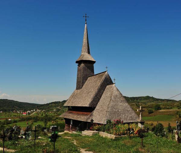 Biserica „Nașterea Maicii Domnului” din Rona de Jos