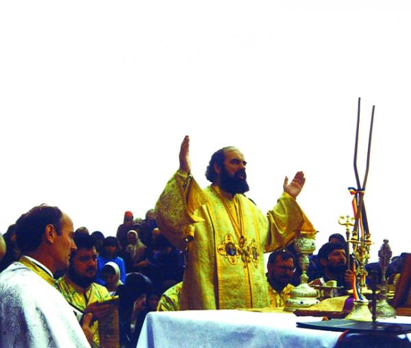 Preafericitul Părinte Patriarh Daniel - biografie în imagini