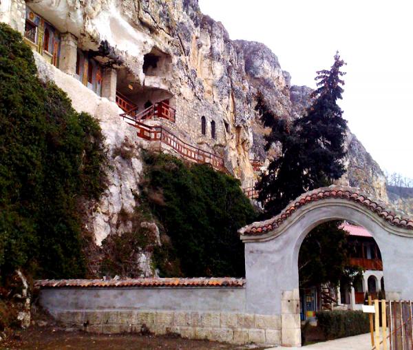 Mănăstirea Basarabov - Bulgaria
