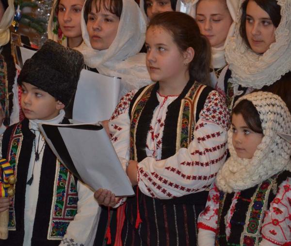 Colindători la Reşedinţa Mitropolitană - Parohia Sabasa, Protopopiatul Ceahlău