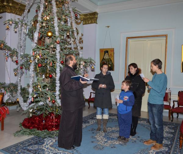 Colindători la Reşedinţa Mitropolitană - Familia Pr. Constantin Ipatov - Iași