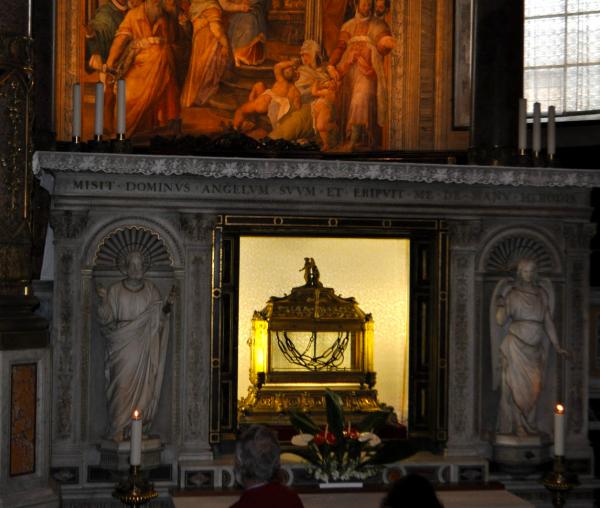 Cinstitul lanț al Sfântului Apostol Petru - în Basilica San Pietro in Vincoli, Roma