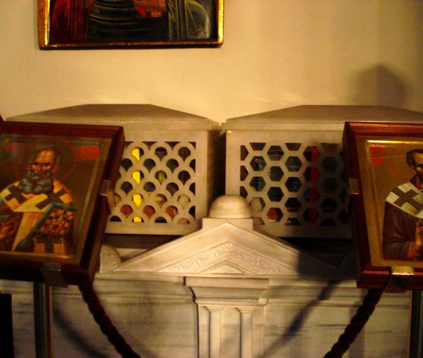 Moaștele Sfinților Grigorie Teologul și Ioan Gură de Aur - Catedrala Sfantul Gheorghe, Patriarhia Ecumenica de Constantinopol (actualul Istanbul), Turcia