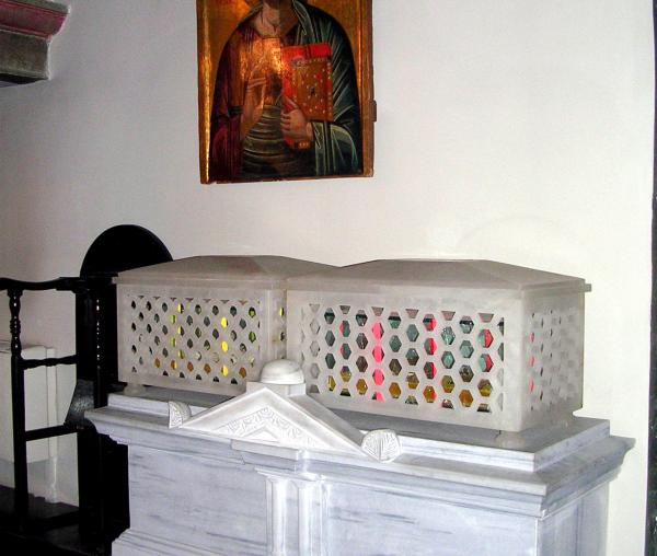 Moaștele Sfinților Grigorie Teologul și Ioan Gură de Aur - Catedrala Sfantul Gheorghe, Patriarhia Ecumenica de Constantinopol (actualul Istanbul), Turcia