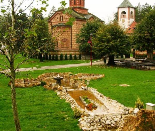 Mănăstirea Lelici