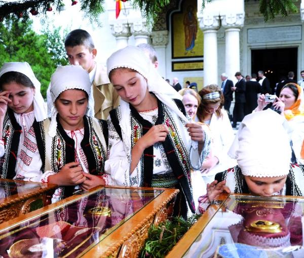Moaştele Sfinţilor Mucenici Zotic, Atal, Camasie şi Filip de la Niculițel
