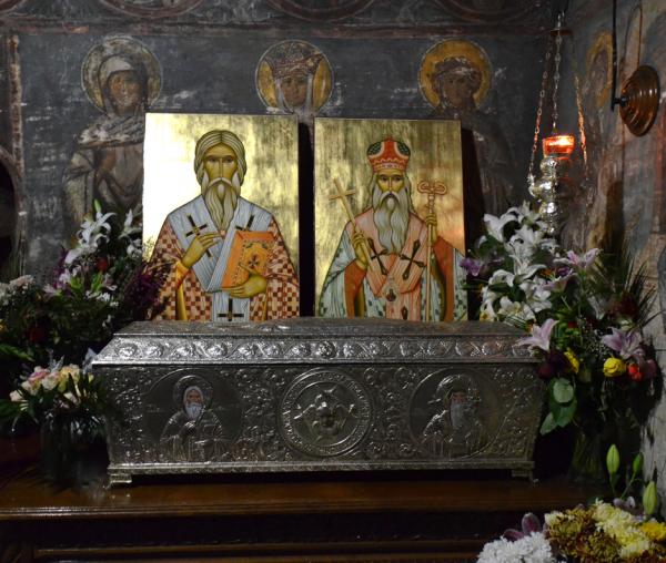 Sfântul Leontie de la Rădăuți și Sfântul Teodosie de la Brazi, Mănăstirea Bogdana