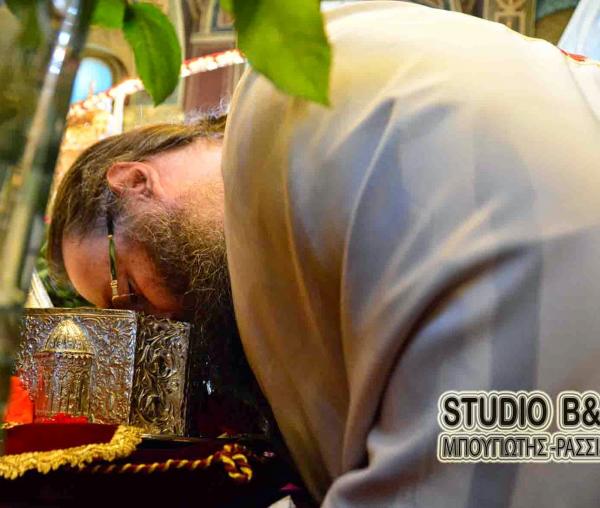 Procesiune cu moaştele Sfintei Muceniţe Elena din Sinope - galerie FOTO