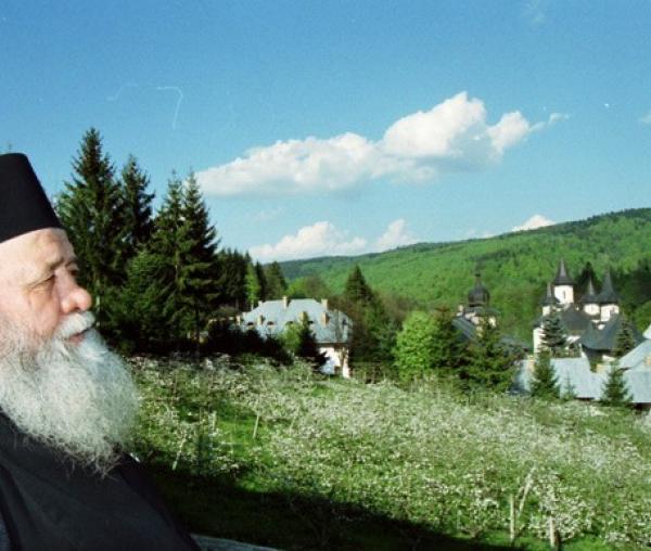 Părintele Arhimandrit Victorin Oanele