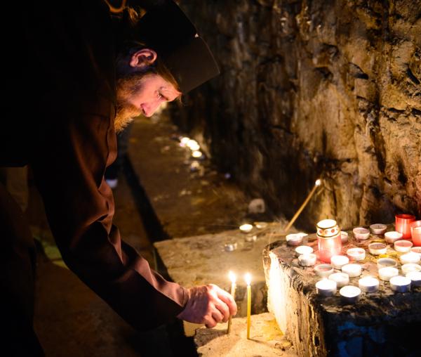 Zidul de lumină al pelerinilor - galerie FOTO