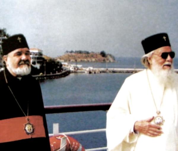 IPS Antonie Plămădeală împreună cu Patriarhul Teoctist
