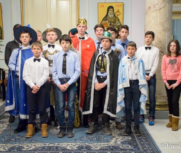 Colindători la Reședința Mitropolitană - Casa de copii „Familia nostra”