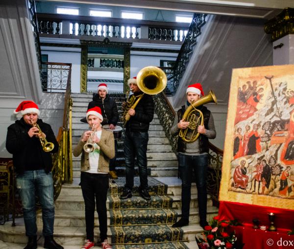 Colindători la Reședința mitropolitană - Moldavian Brass
