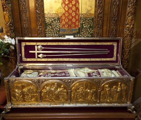 Moaştele Sfântului Ierarh Calinic de la Cernica, Episcopul Râmnicului
