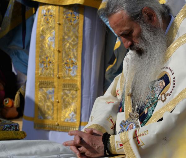 Rugăciune și binecuvântare la Sărbătoarea Hramului Mănăstirii Neamț