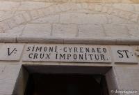 Locul unde Simon Cirineul a ridicat Crucea Domnului pentru a-L ajuta