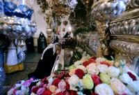 închinare la moaștele Sfintei Matrona de la Moscova