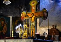 Sfânta Cruce în altar