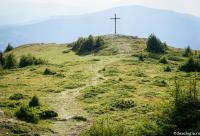 cruce pe munte