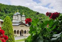 (Foto) Frumusețea Mănăstirii Lainici