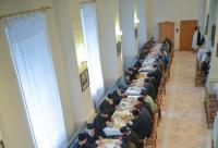 Starețul unei mănăstiri Îl reprezintă pe Hristos