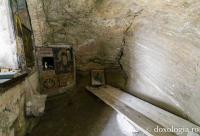 Peștera athonită a Cuviosului Antonie de la Lavra Pecerska