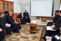 Întâlnirea tutorilor de practică pastorală din cadrul programului de „Însoțire a Tânărului Preot” – Miclăușeni, 16-17 martie 2025