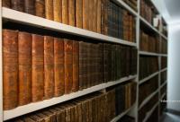 bibliotecă