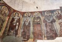 Clipe de răgaz în fața frescelor din biserica Mănăstirii „Sfântul Antonie cel Mare” din Egipt