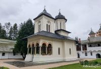 Biserica „Adormirea Maicii Domnului” a Mănăstirii Sinaia