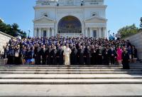Absolvenții Promoției 2025 au depus Jurământul de credință: „Prin această mărturisire, însoțită de trăirea în inimă, vă veți mântui” 