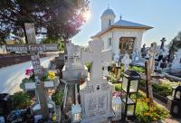 Mormântul Schimonahiei Elisabeta Lazăr, pustnica Giumalăului