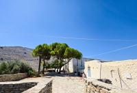 Pași de pelerin la Mănăstirea „Sfântul Arhanghel Mihail” Roukouniotis din Insula Symi