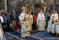 IPS Teofan, la hramul Mănăstirii Frumoasa: „ Sinții Arhangheli sunt vestitori și luptători ai mântuirii”