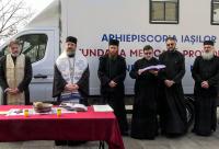 Cabinetul medical mobil al Fundației „Providența”, binecuvântat la Ansamblul Mitropolitan din Iași