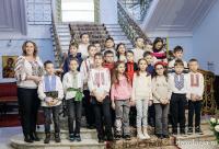 Școala Gimnazială „Ștefan Bârsănescu" din Iași – Colindători la Reședința Mitropolitană 2025