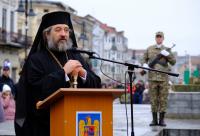 „Să lucrăm cu credință ca să transmitem mai departe o țară bogată, o țară ce stă sub semnul Crucii”, le-a transmis PS Nichifor botoșănenilor cu prilejul Zilei Naționale