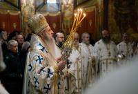 (Video) Rugăciune și binecuvântare la hramul Mănăstirii „Sfinții Trei Ierarhi” din Iași