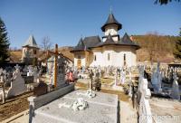 Cimitirul satului Farcașa din Județul Neamț