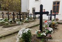 Cimitirul Mănăstirii Tismana