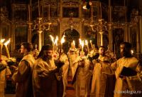 O mare de Lumină, o bucurie imensă, un singur glas: „Hristos a înviat!”| Praznicul Învierii Domnului, la Iași