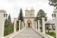 Mănăstirea Pasărea
