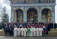 Curs festiv și binecuvântare pentru absolvenții Seminarului Teologic de la Mănăstirea Neamț