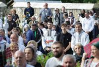 Cum se vede Fărcașa de sus în ziua proclamării locale a canonizării Sfintei OlimpiadaCum se vede Fărcașa de sus în ziua proclamării locale a canonizării Sfintei Olimpiada