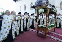 În rugăciune, alături de Maica Domnului – Prohodul Maicii Domnului la Mănăstirea Văratec